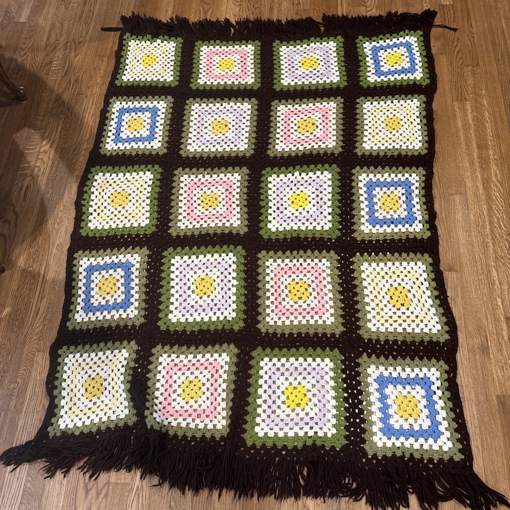Vintage Hand Made Crochet Large Granny Square Blanket Throw 70"X48"